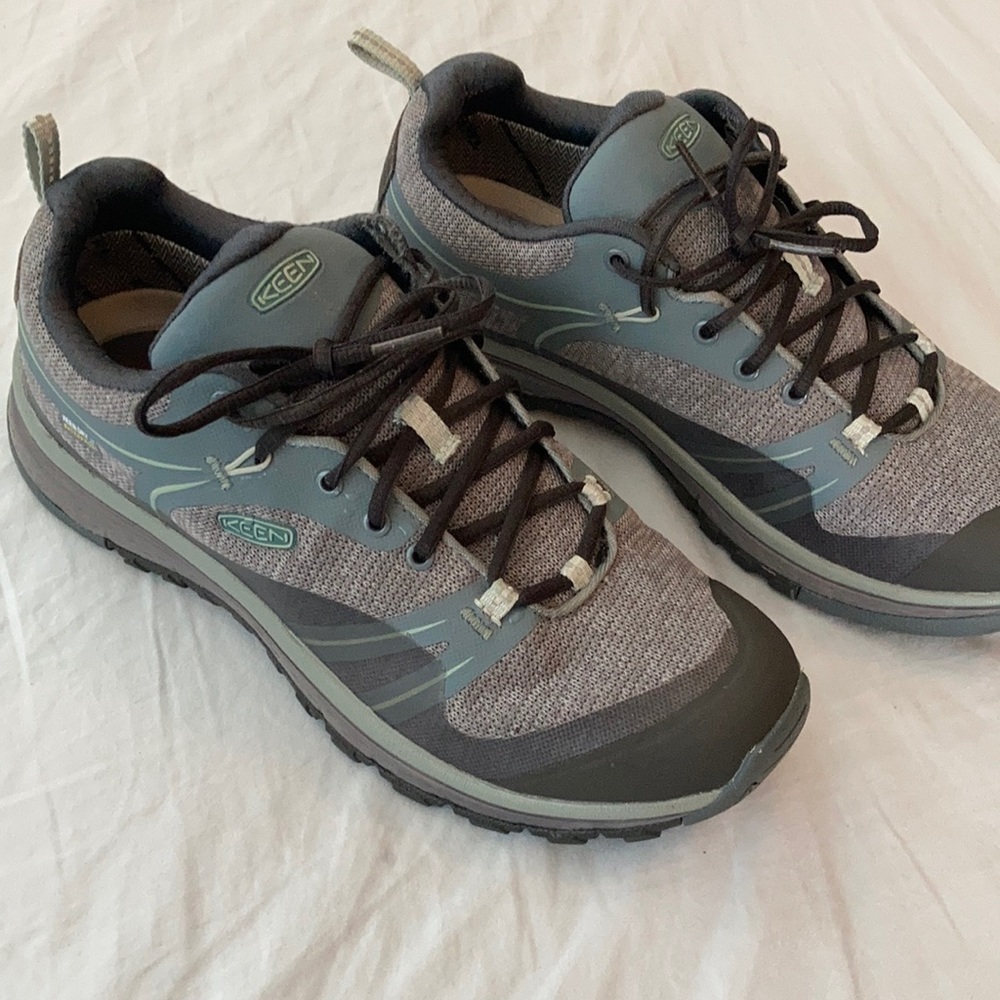 Keen All-Use shoes